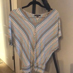 V neck top with diagonal stripes, excellent cond